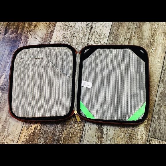 💎 Steve Madden Tablet Case 💎 - Picture 2 of 4